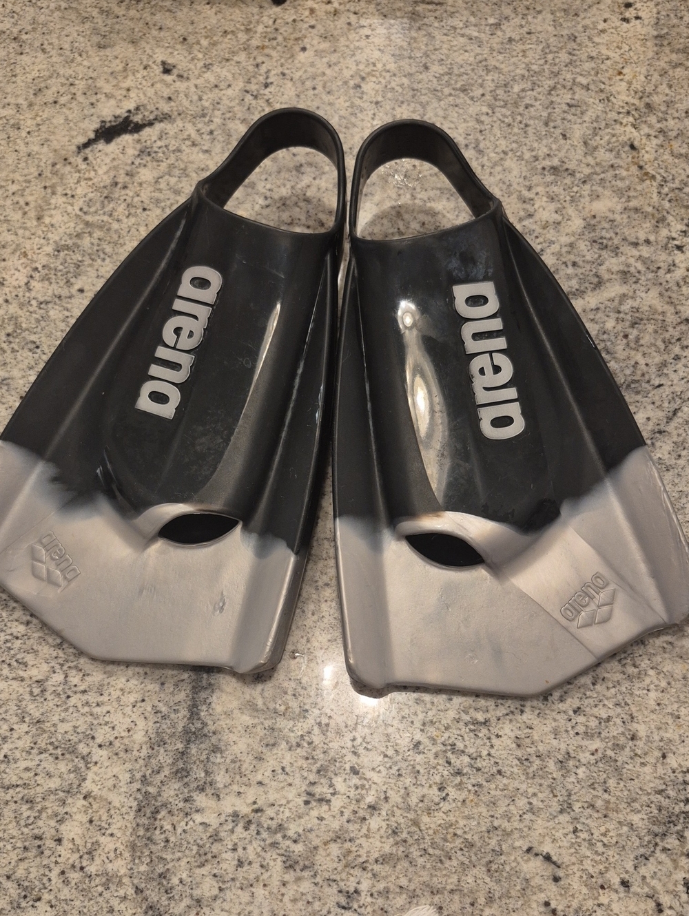 Arena Kids Black & Silver Swim Fins - Picture 7 of 8